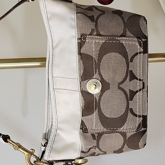 Coach Y2K Soho Brown/Beige Signature Canvas Front Pocket Baguette Bag W/ Wallet - Picture 3 of 16